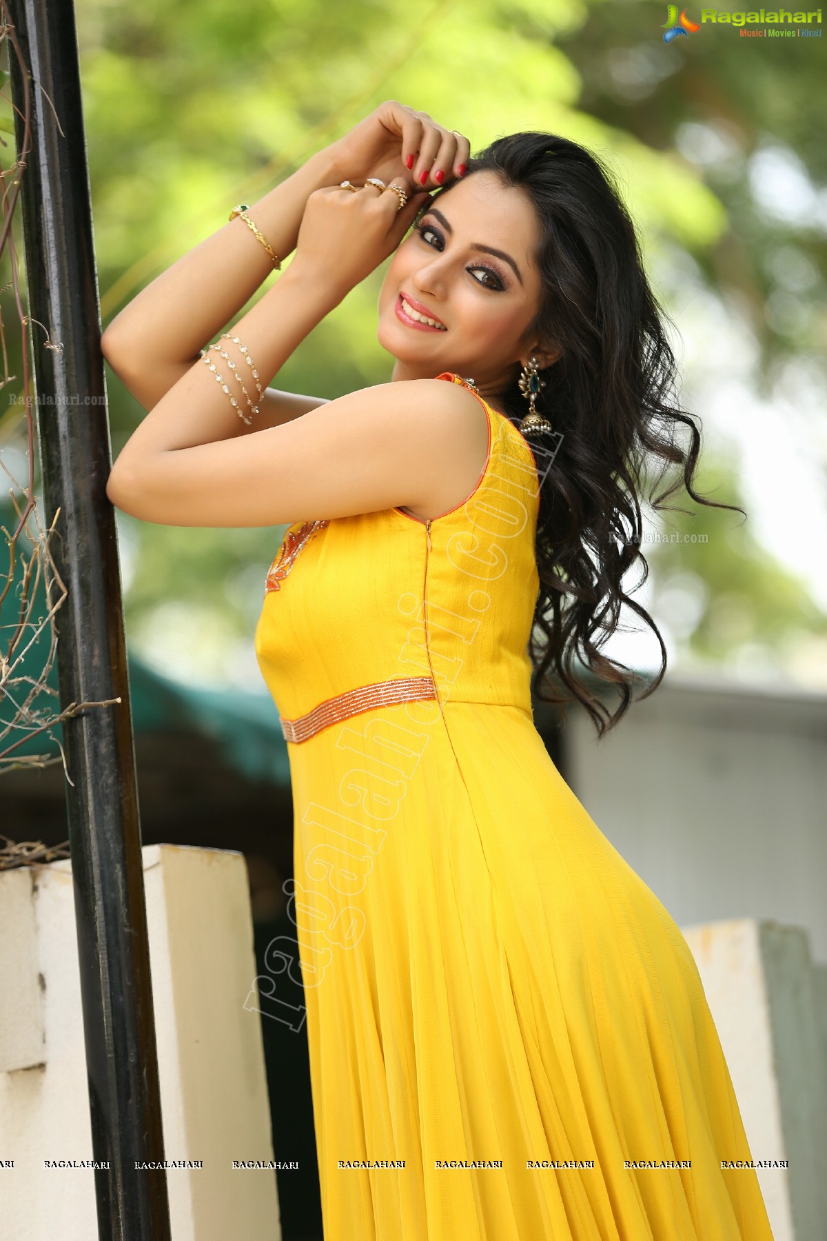 Madirakshi Mundle (Exclusive)