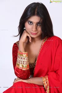 Tamil Actress Mithuna Waliya