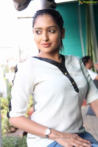 Heroine Anjana Deshpande