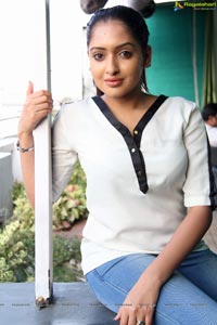 Heroine Anjana Deshpande