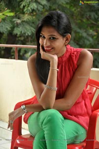 Swetha Jadhav Photo Gallery