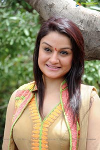 Tamil Heroine Sonia Agarwal