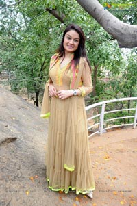 Tamil Heroine Sonia Agarwal