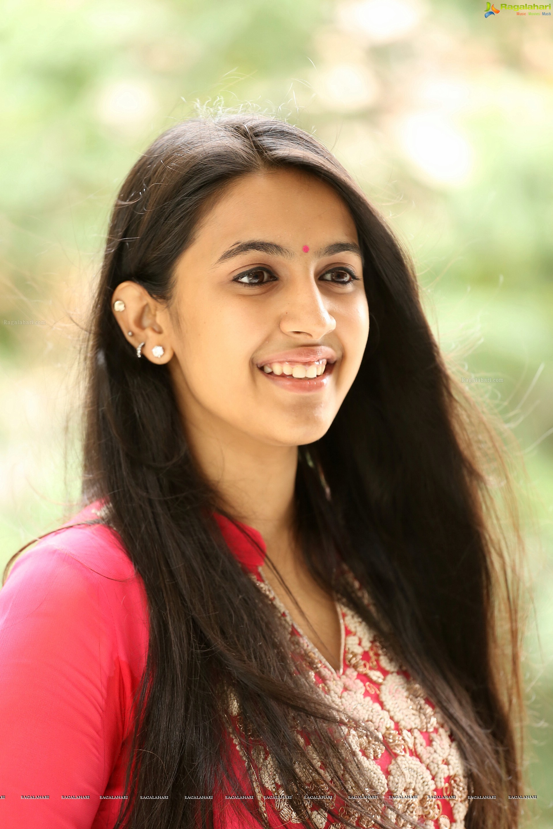 Niharika Konidela - HD Gallery