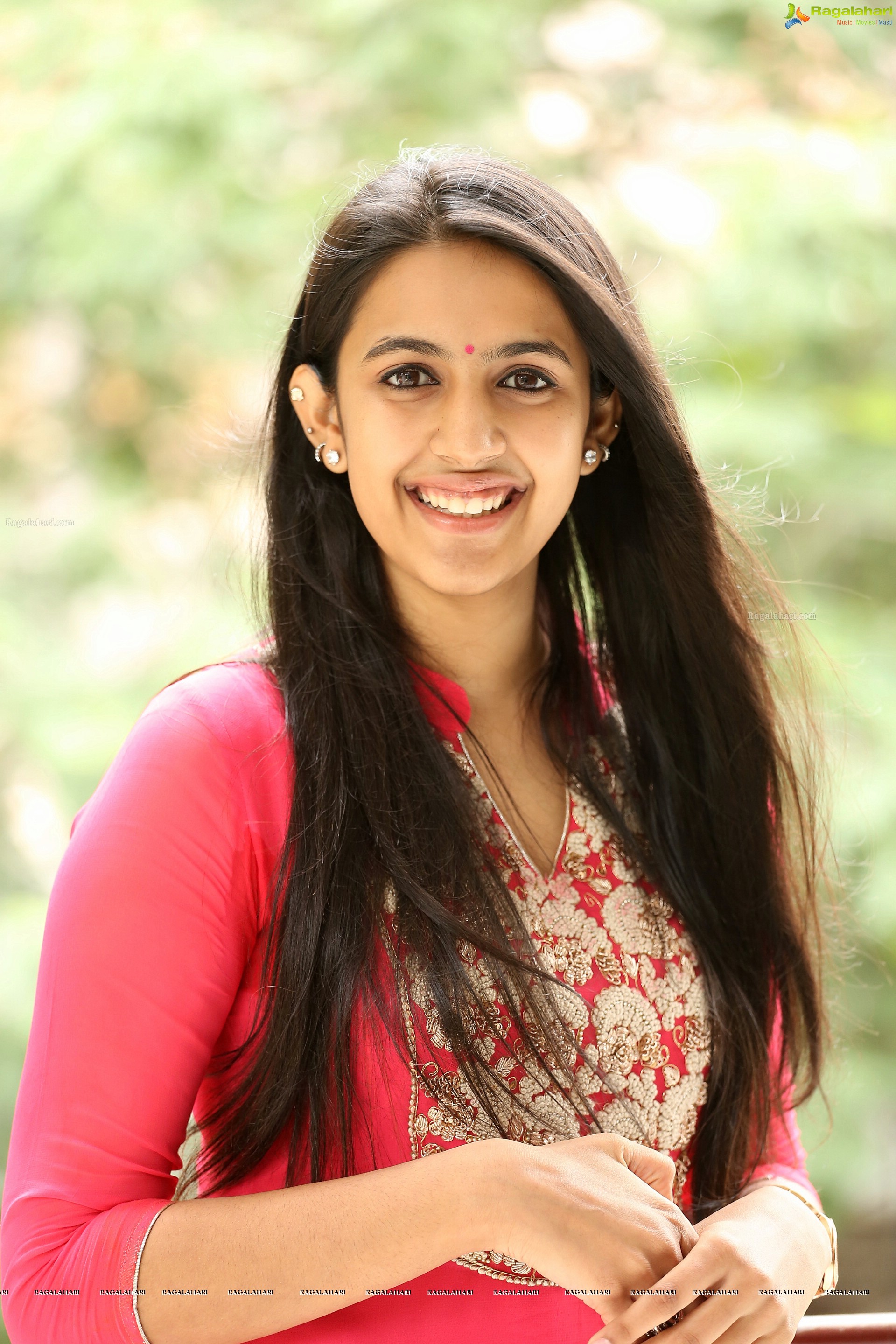 Niharika Konidela - HD Gallery