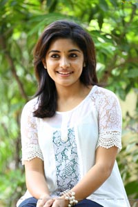 Niveda Thomas