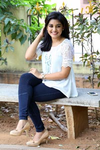 Niveda Thomas