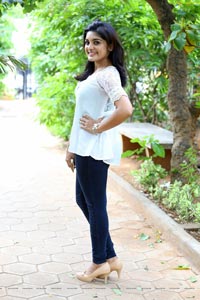 Niveda Thomas