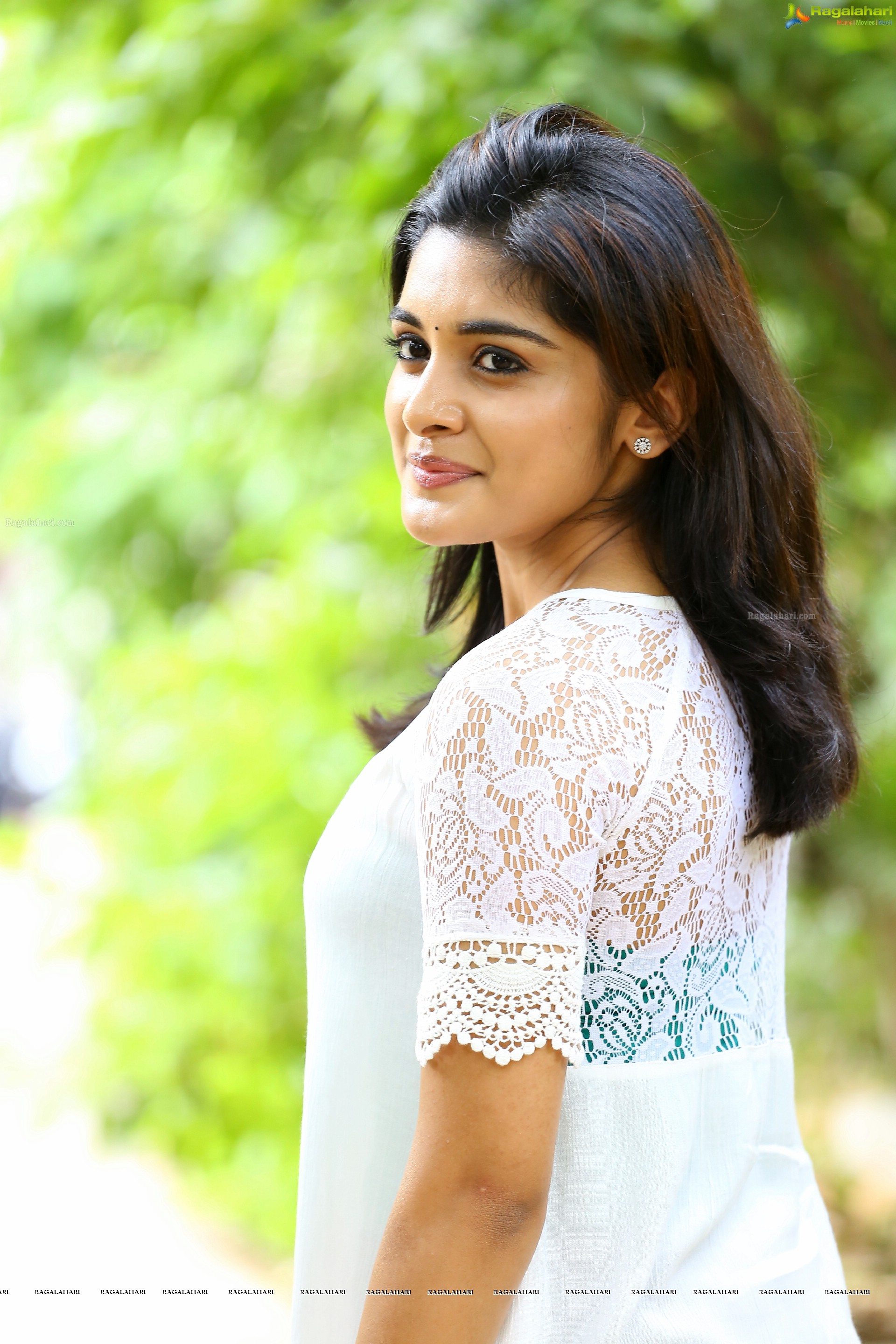 Niveda Thomas