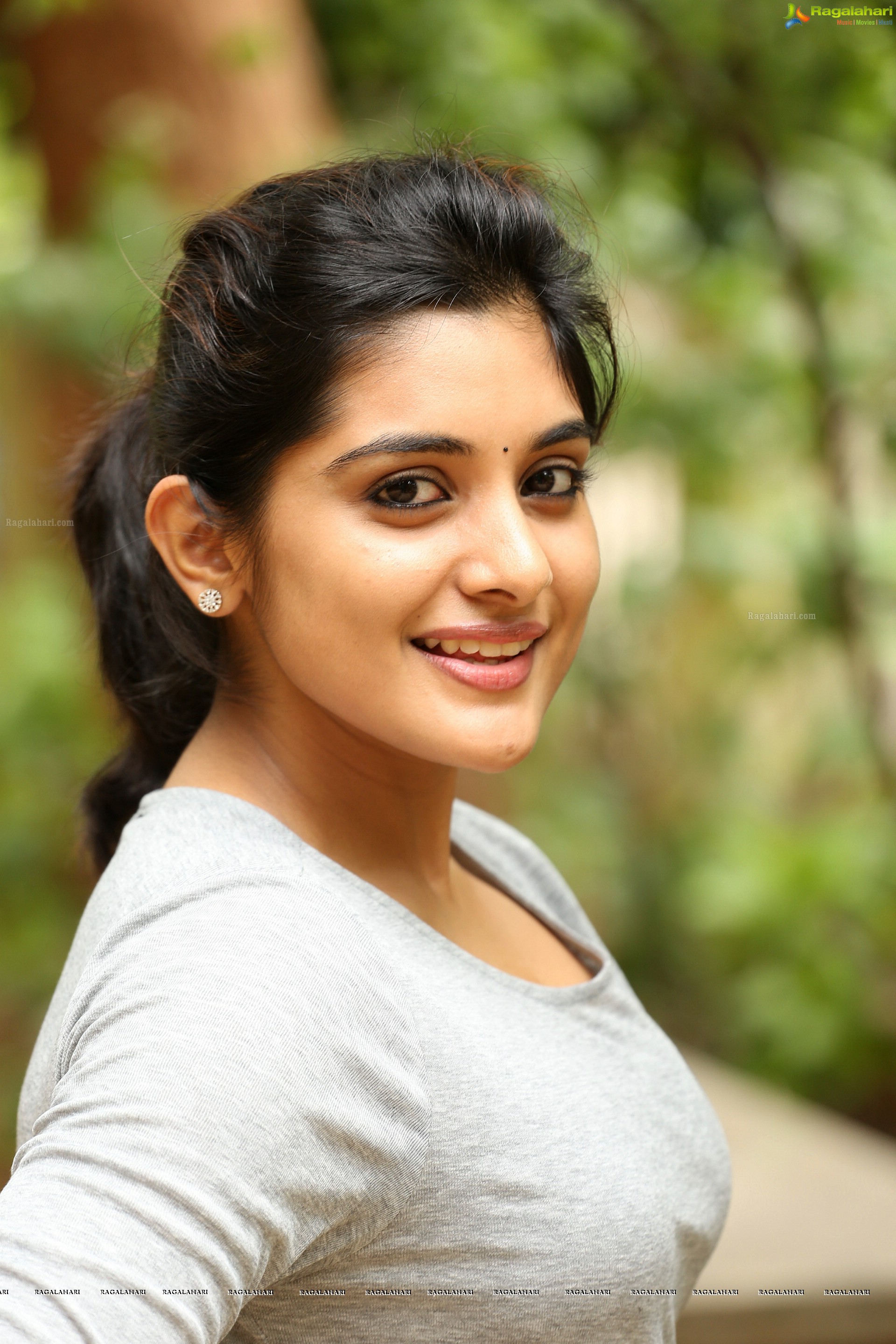 Niveda Thomas - HD Gallery