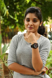 Niveda Thomas