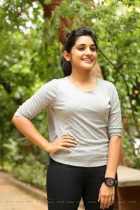 Niveda Thomas