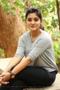 Niveda Thomas