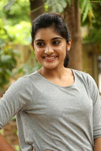 Niveda Thomas