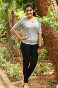 Niveda Thomas