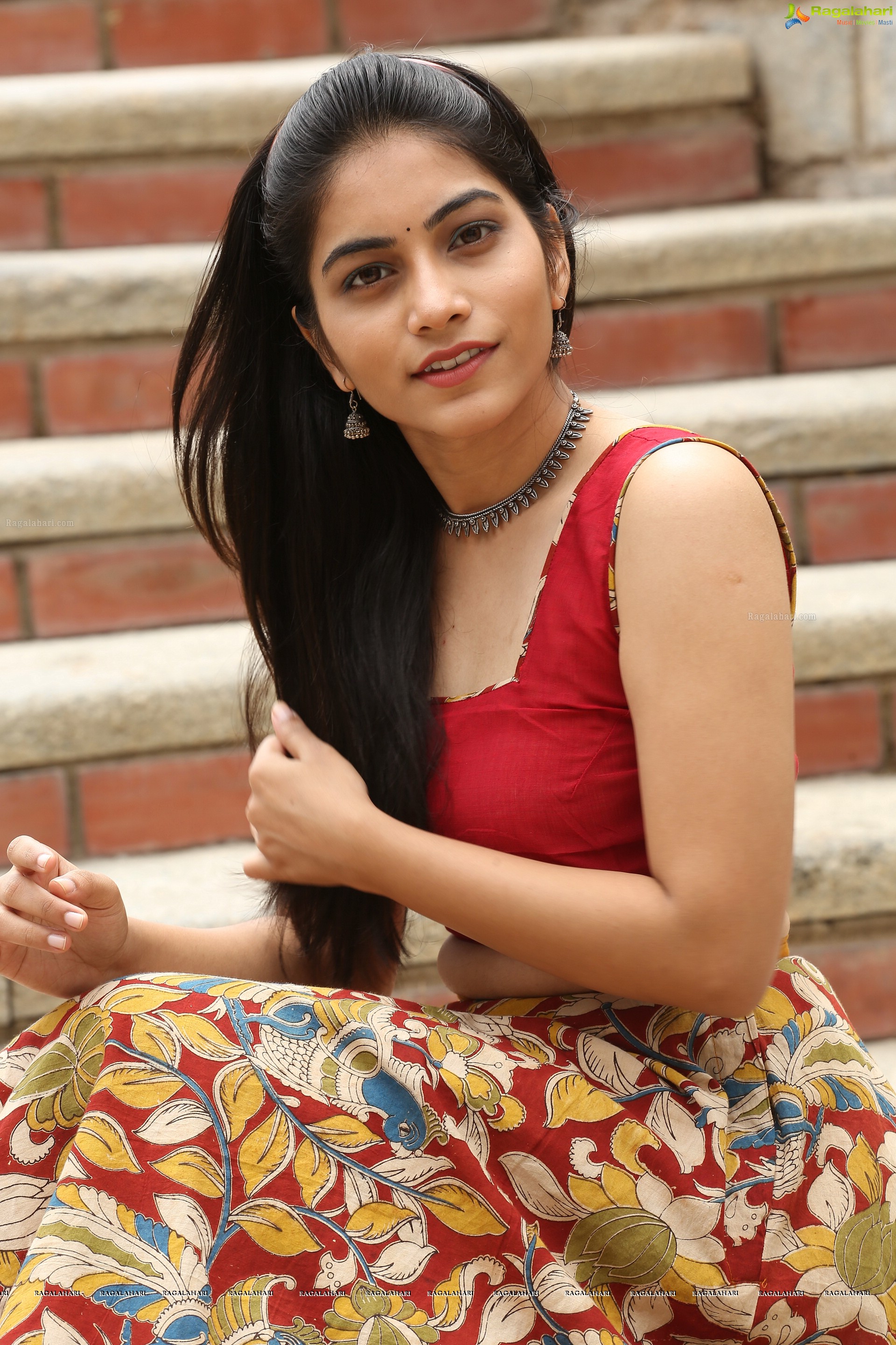 Punarnavi Bhupalam - HD Gallery