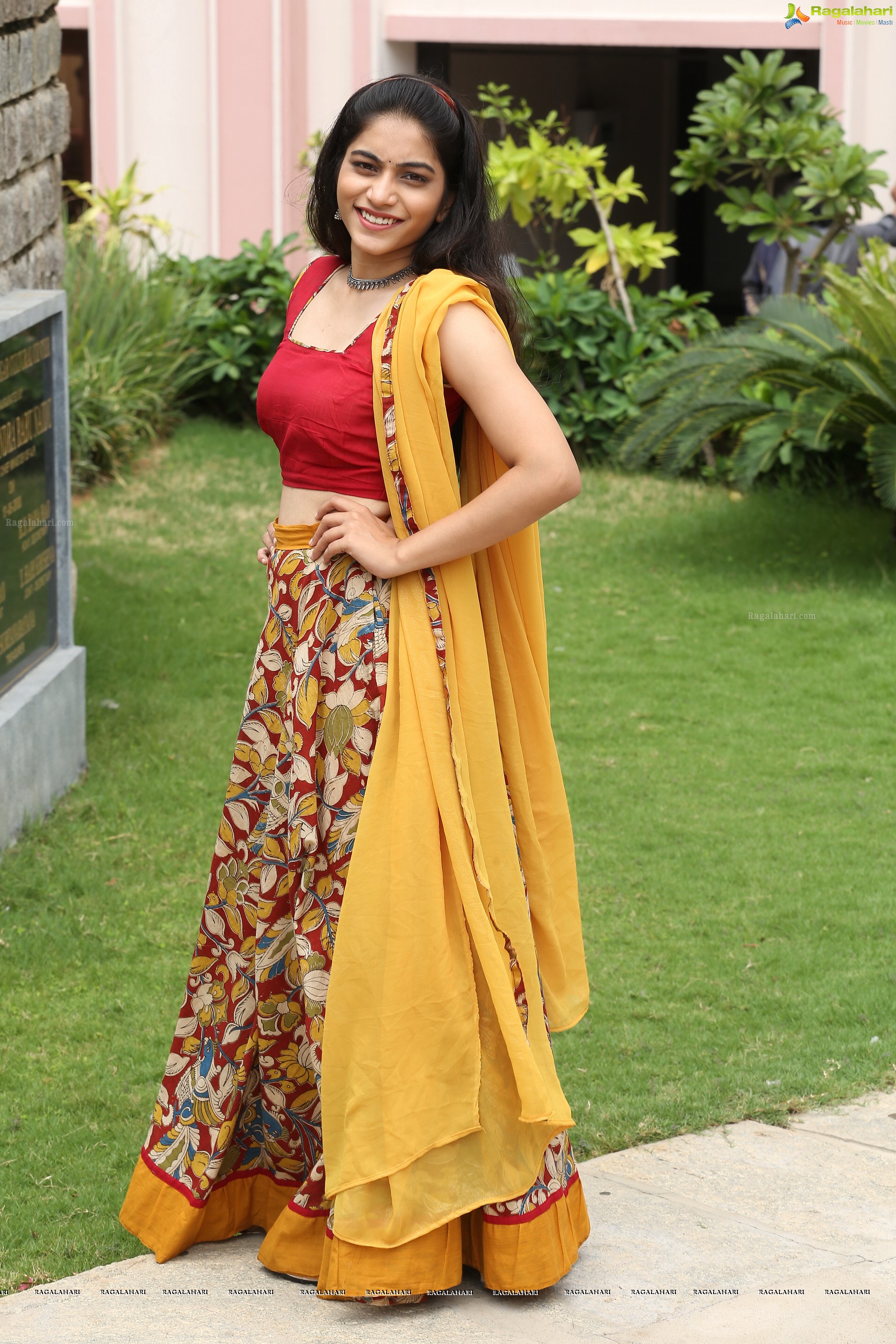 Punarnavi Bhupalam - HD Gallery