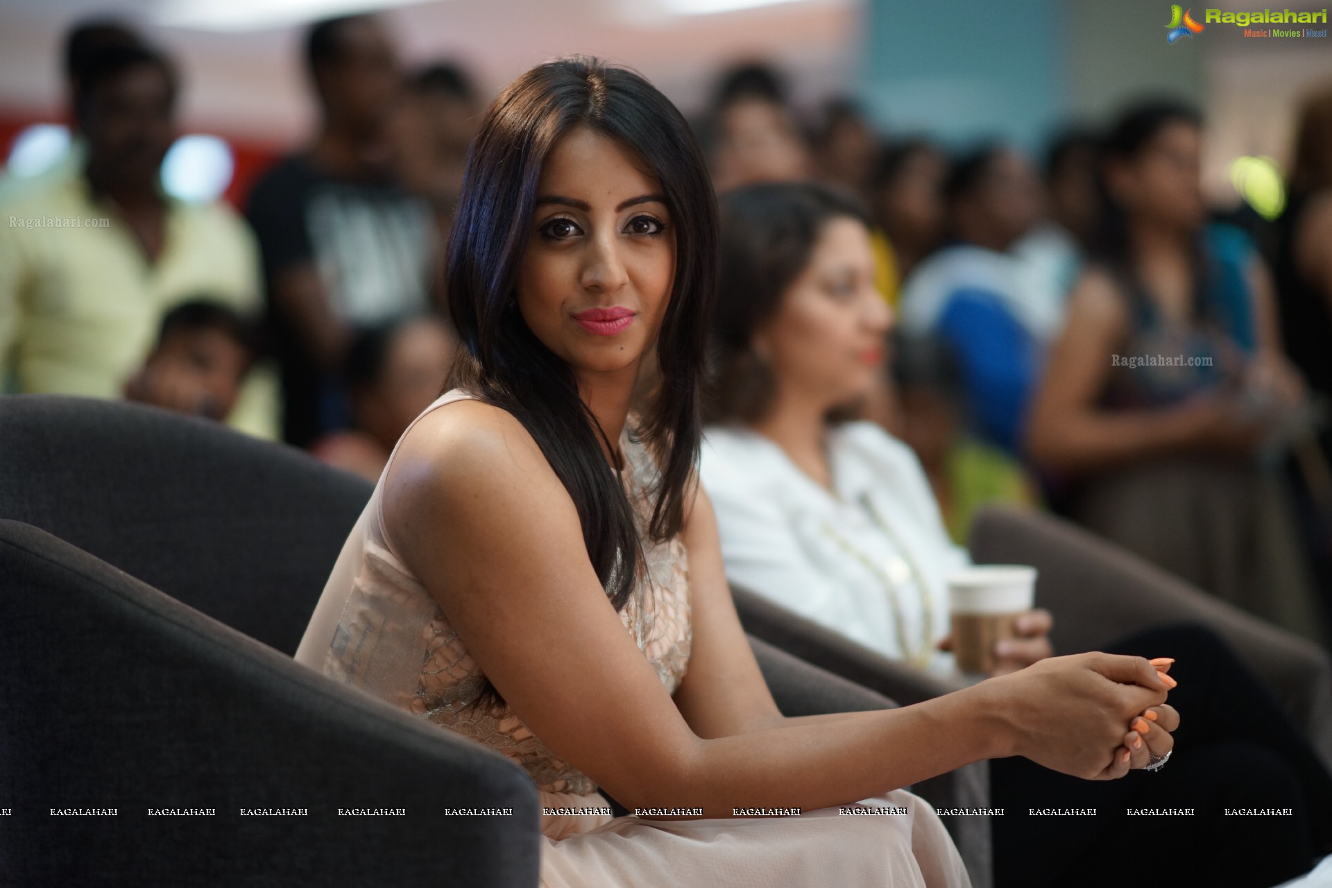 Sanjjanaa (High Definition)