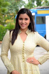 Mannara Chopra