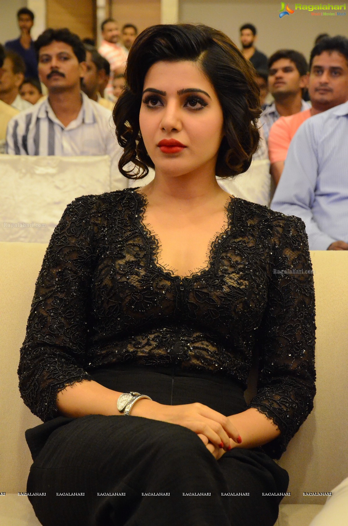 Samantha at A Aa Success Meet