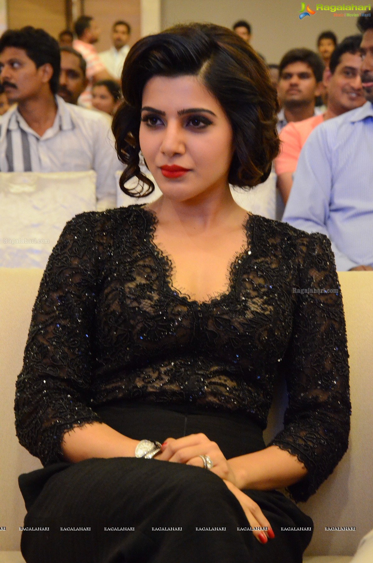 Samantha at A Aa Success Meet