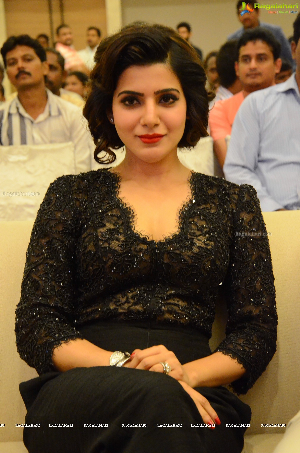 Samantha at A Aa Success Meet