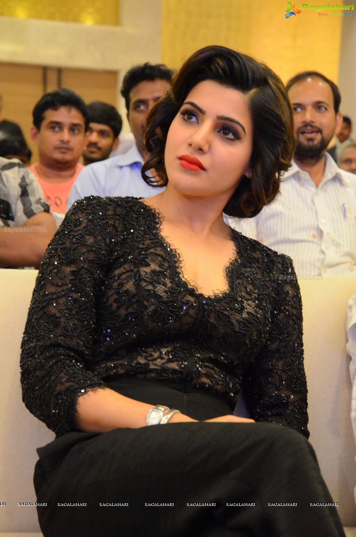 Samantha at A Aa Success Meet