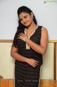 Vasavi Reddy Photos