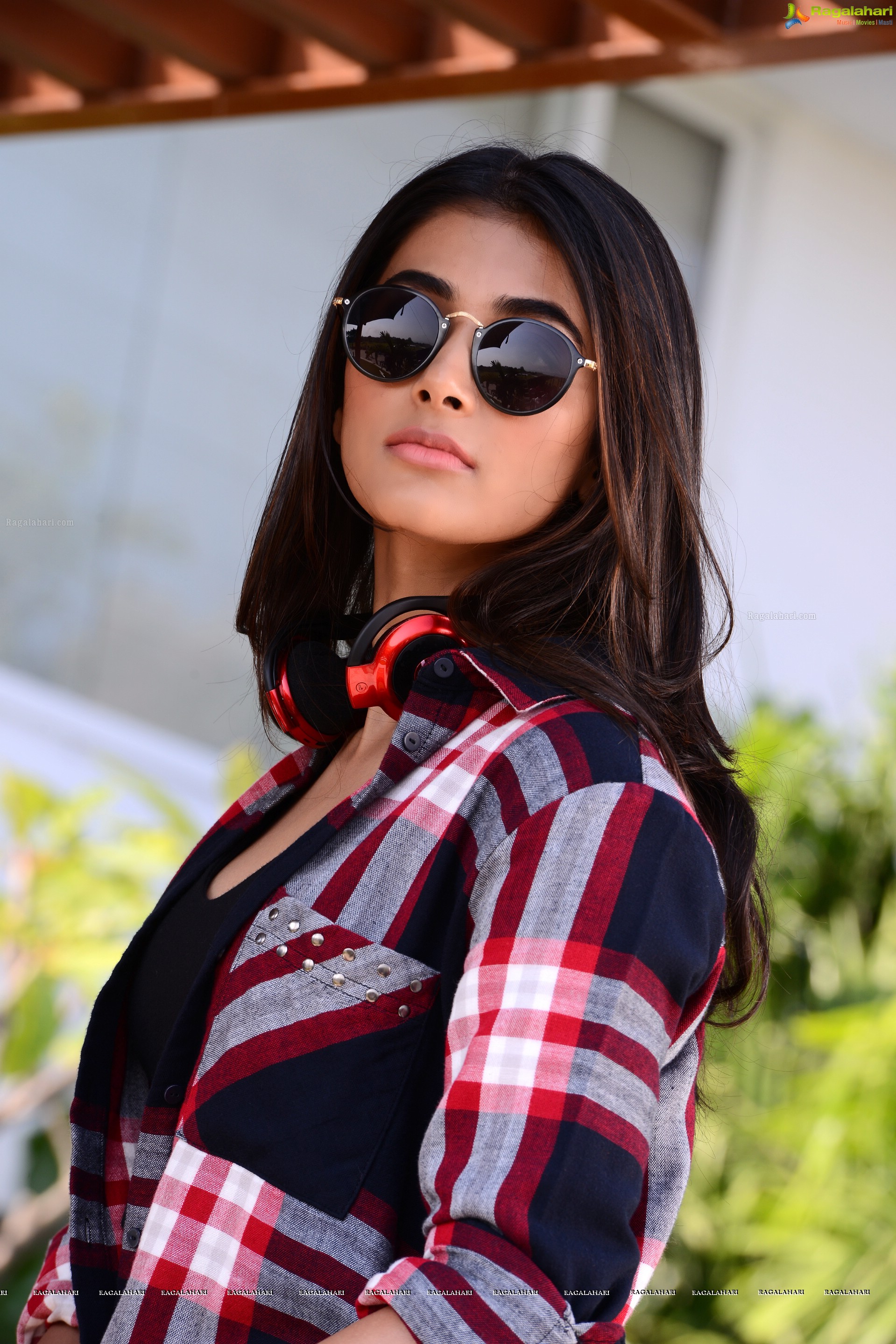 Pooja Hegde in DJ - Duvvada Jagannadham, Stills