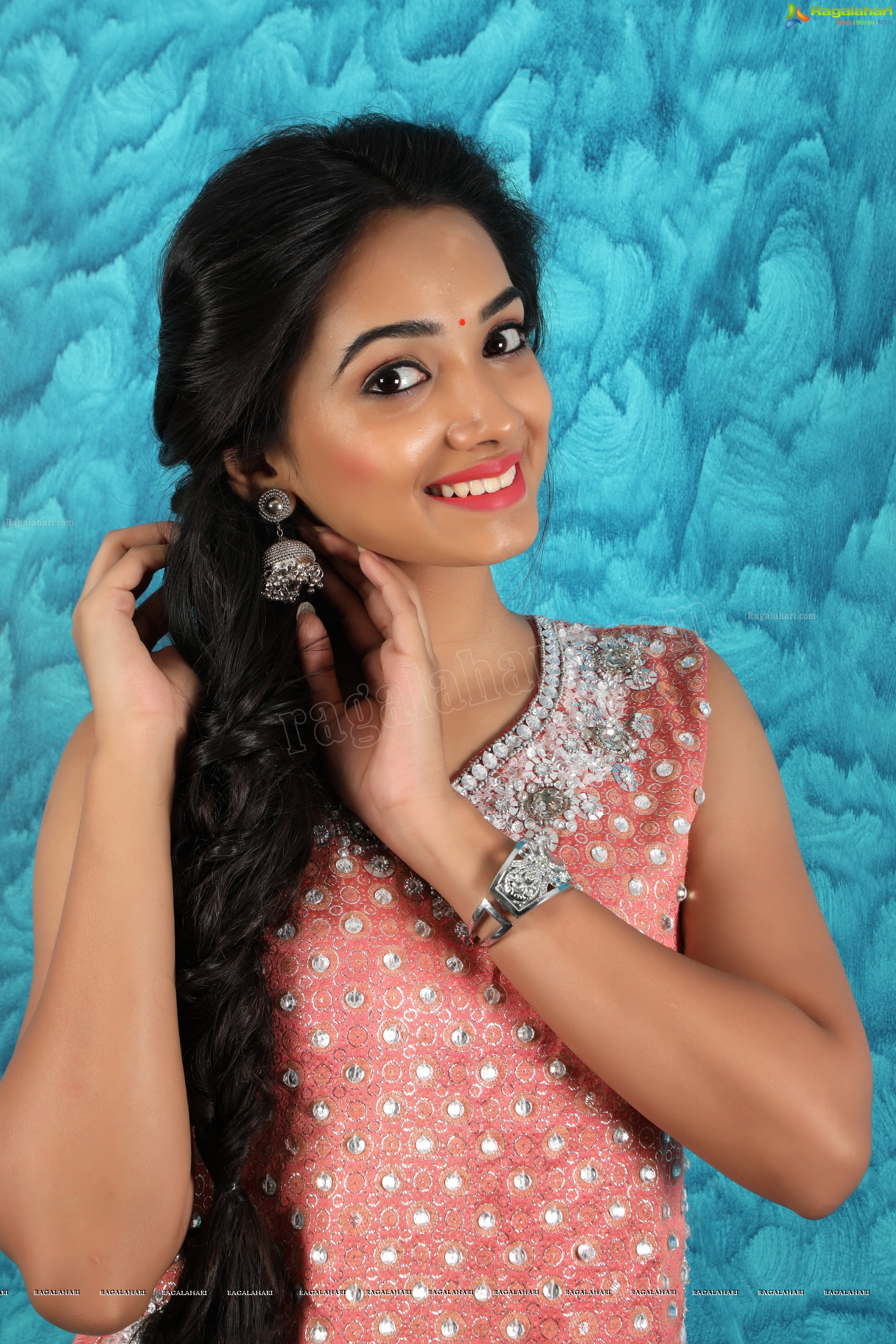 Meghna Mandumula (Exclusive) (High Definition)