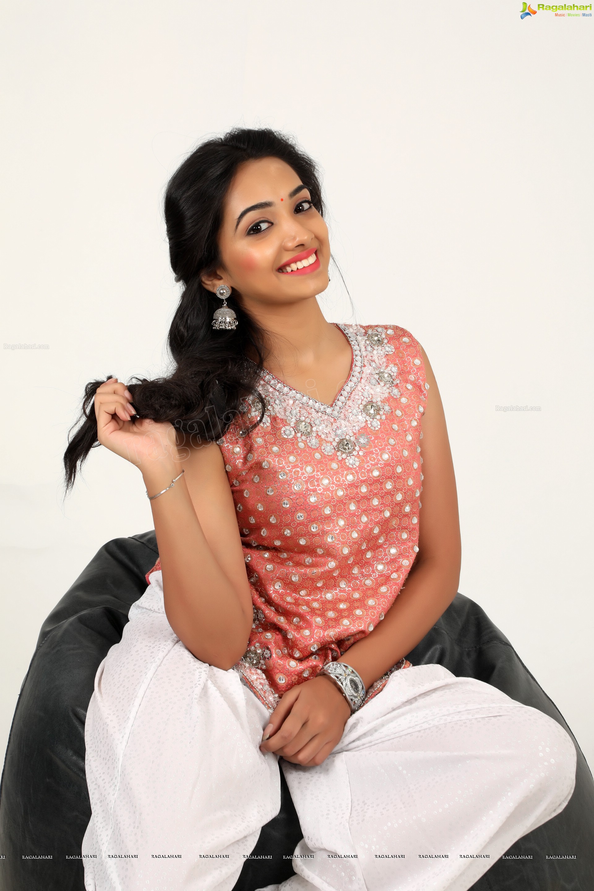 Meghna Mandumula (Exclusive) (High Definition)