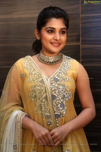 Nivetha Thomas