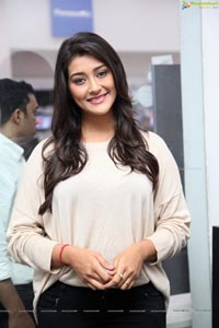 Pooja Jhaveri Photos