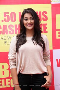 Pooja Jhaveri Photos