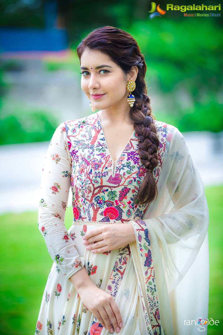 Raashi Khanna Photoshoot Stills