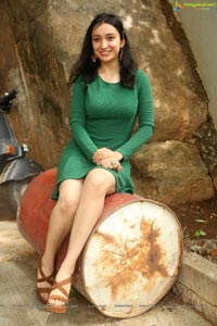 Actress Sakshi Kakkar