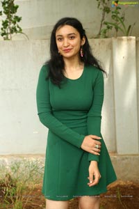 Actress Sakshi Kakkar
