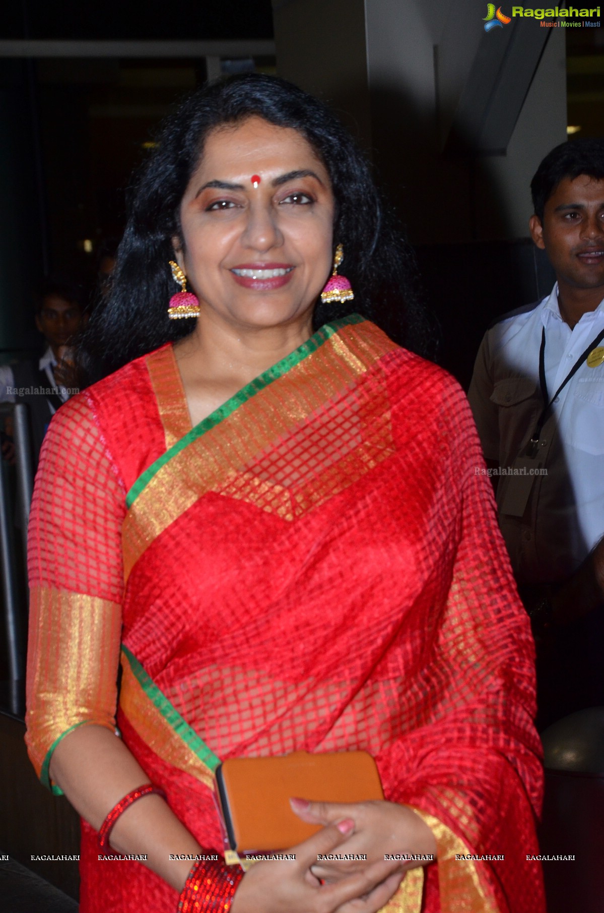 Suhasini Maniratnam