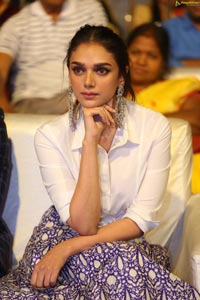 Aditi Rao Hydari Sammohanam