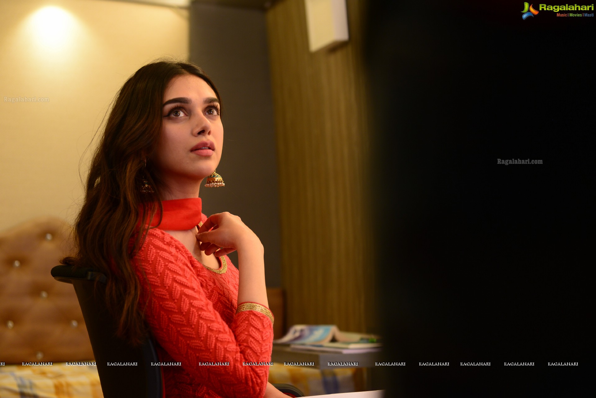 Aditi Rao Hydari in Sammohanam (High Defintion)