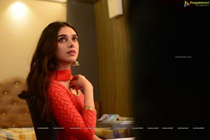 Aditi Rao Hydari Sammohanam