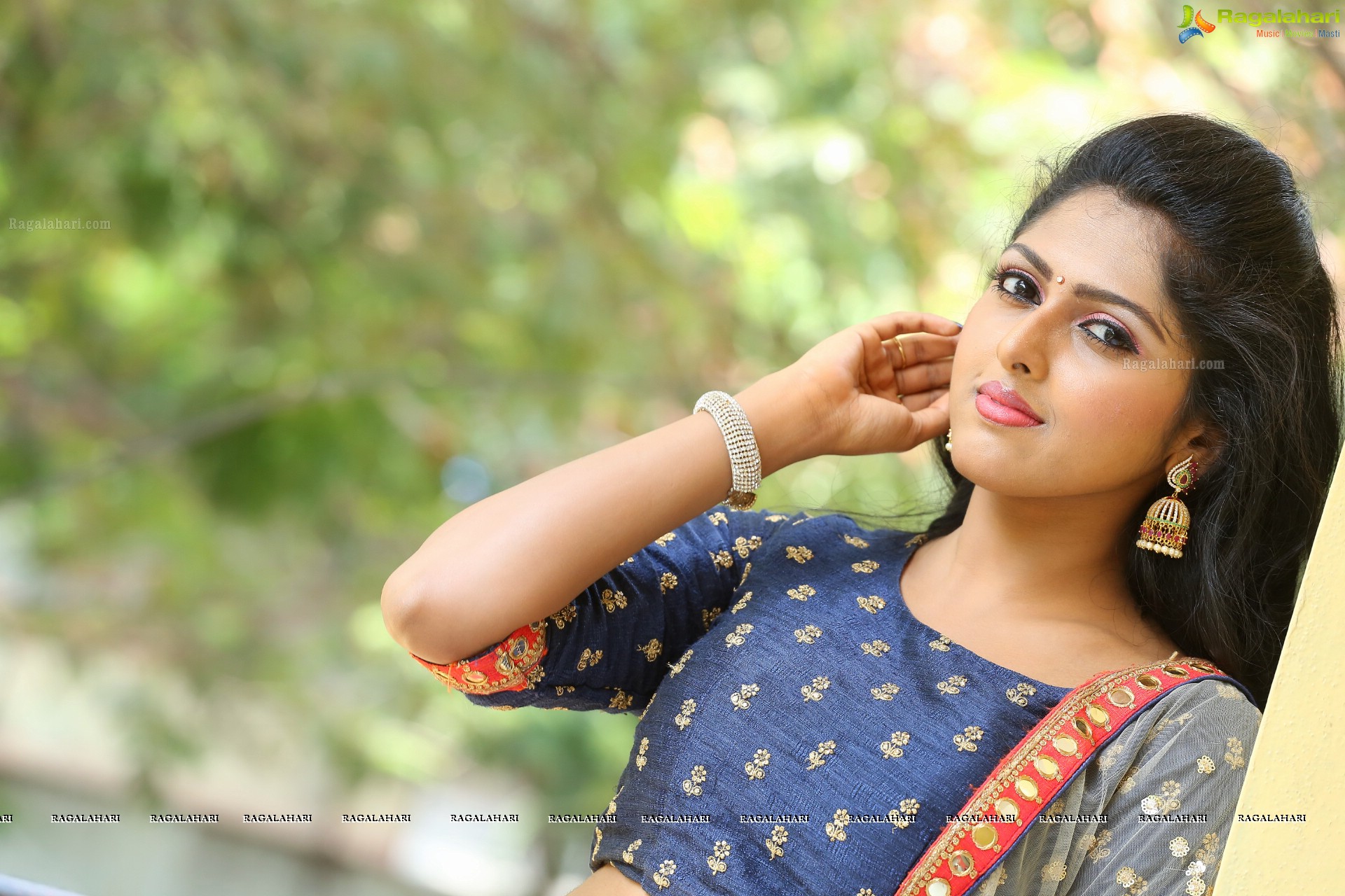 Charishma Shreekar at R U Married Audio Release (High Definition)