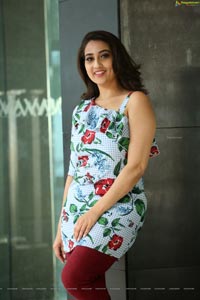 Manjusha Gemini TV Anchor