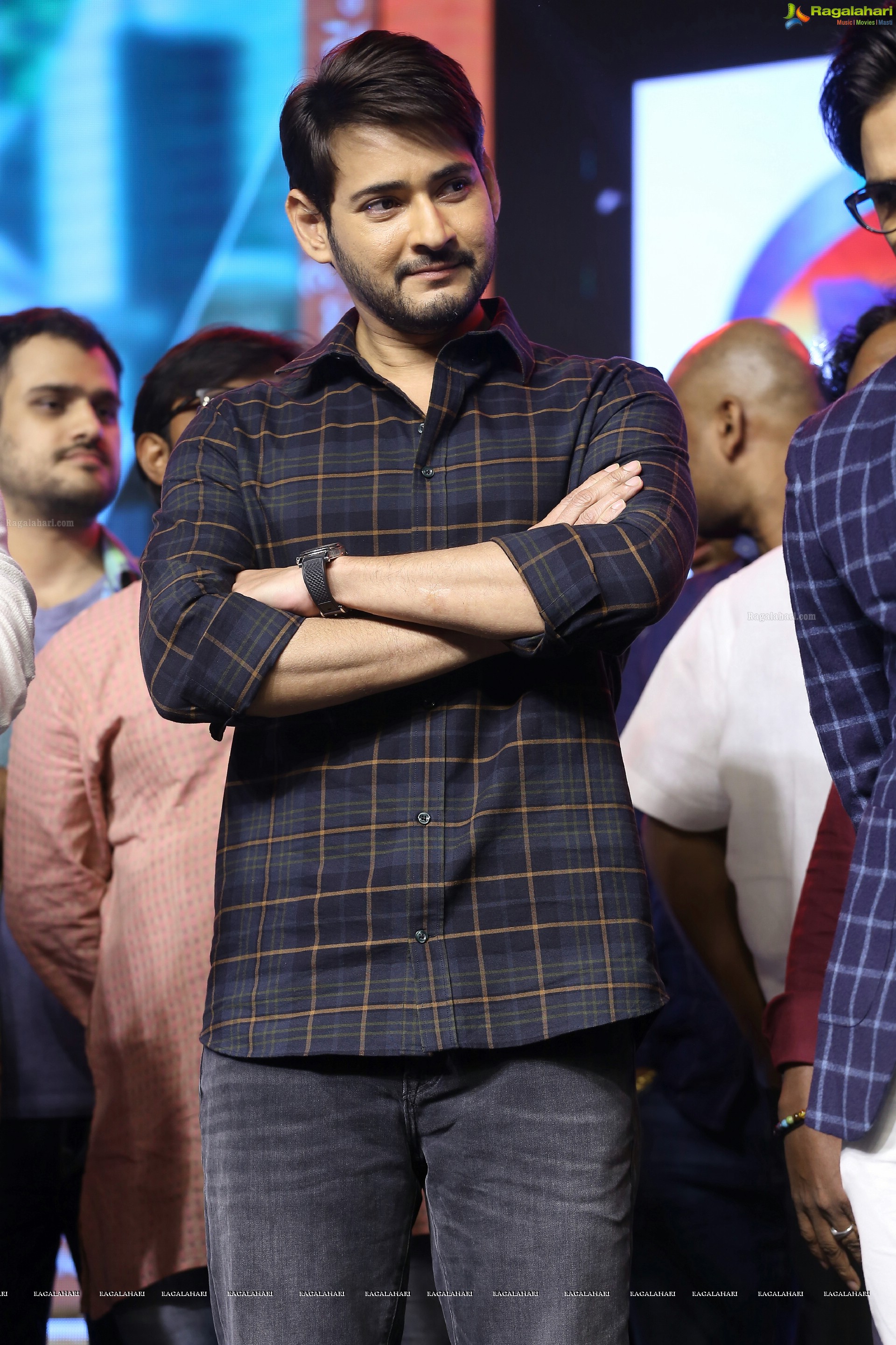 Mahesh Babu at Sammohanam Pre-Release Event (High Defintion)