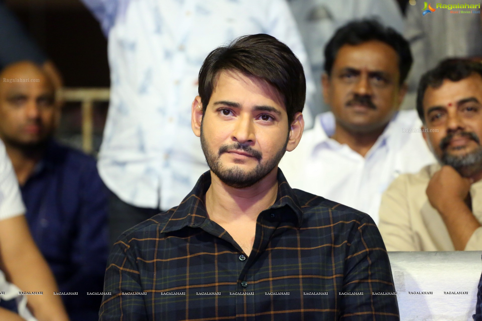 Mahesh Babu at Sammohanam Pre-Release Event (High Defintion)