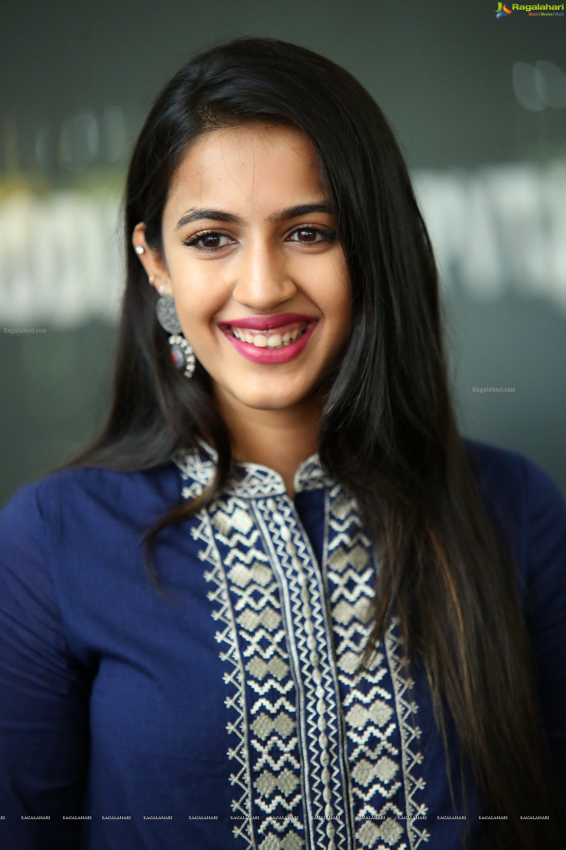 Niharika Konidela at Nirvana Cinemas Production No 1 (High Definition)