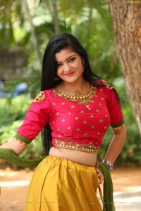 Pallavi Naidu Heroine