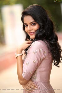 Riddhi Kumar Photoshoot