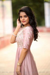 Riddhi Kumar Photoshoot