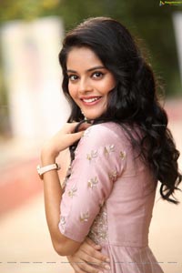 Riddhi Kumar Photoshoot